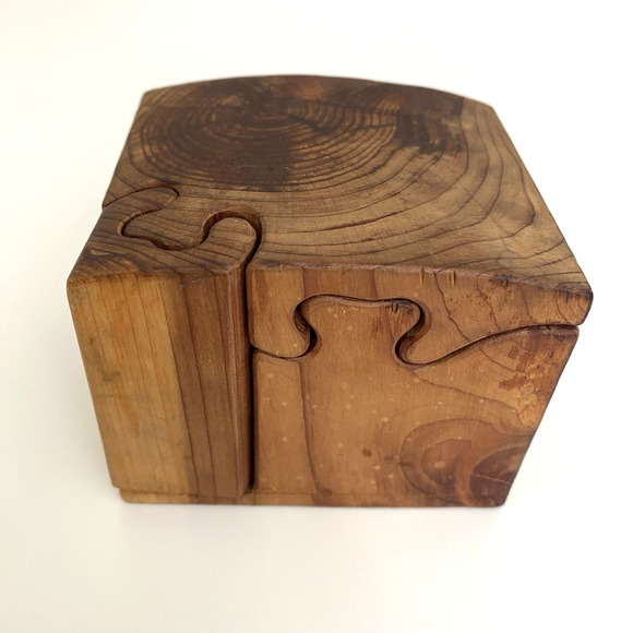 Vintage Signed Wooden Puzzle Box Toy 5 Pieces 3.5"x3"x2.5" Brown - Picture 4 of 10